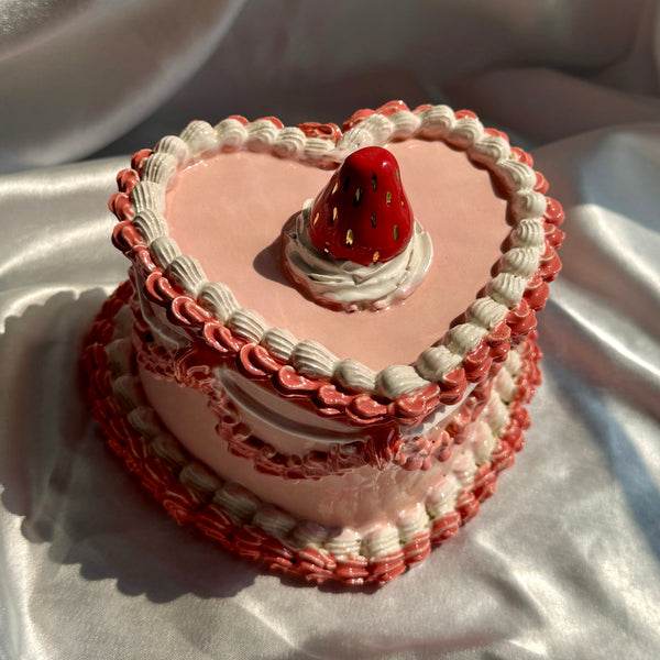 Pink Strawberry Cake Box