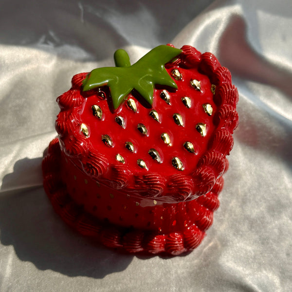 Mini Strawberry Cake Box