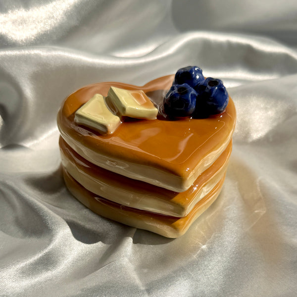 Mini Heart Pancake Box (Preorder)