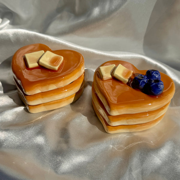 Mini Heart Pancake Box (Preorder)