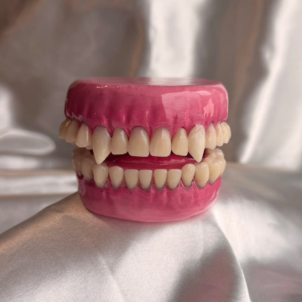 Vampire Chompact